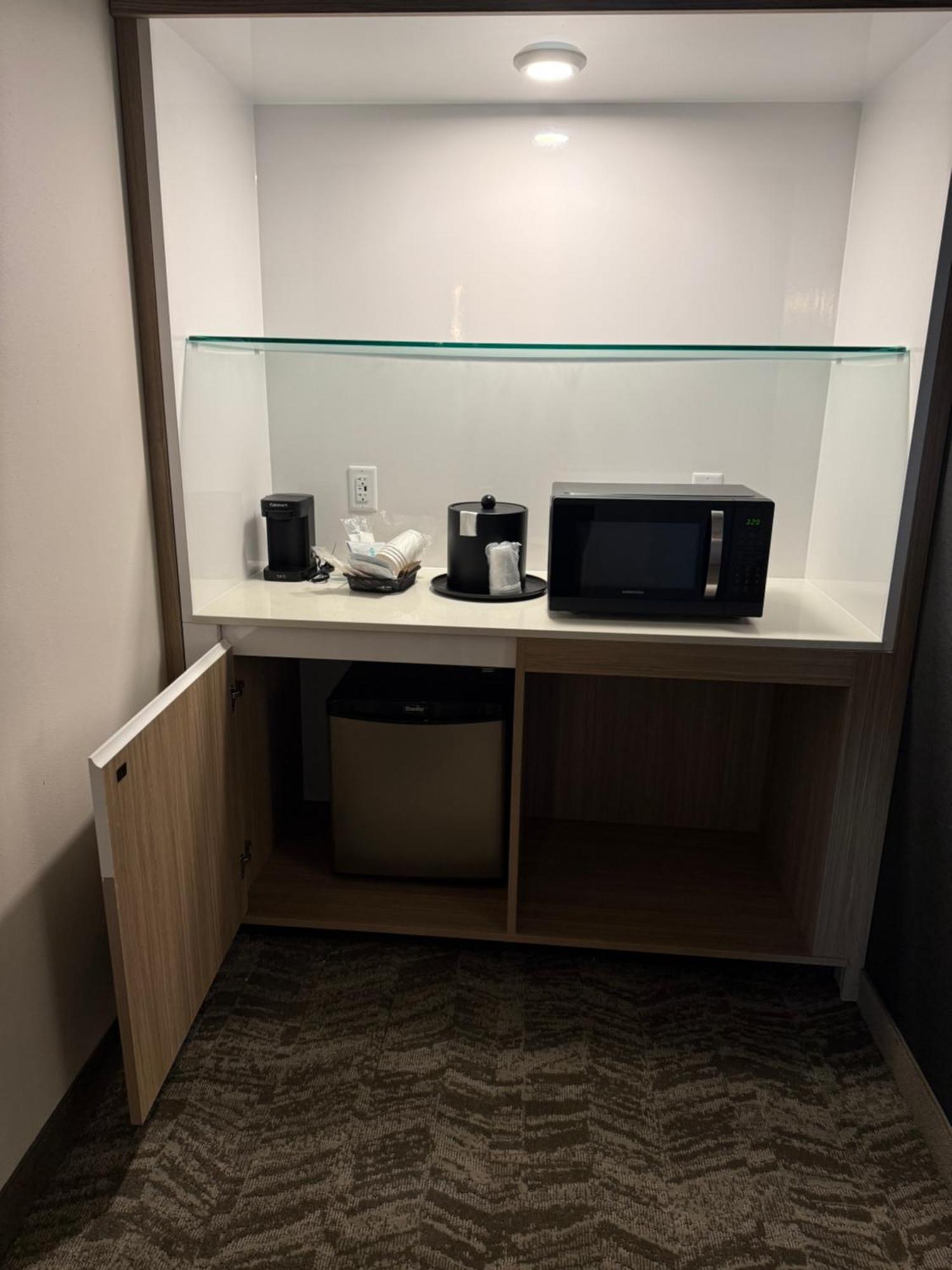Springhill Suites By Marriott Fargo Room photo